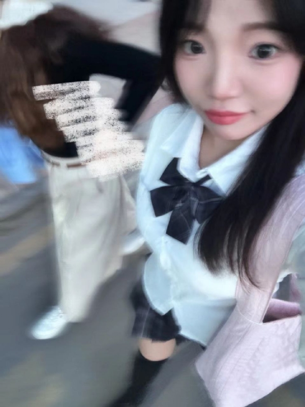 台灣小姐伊洛的第一张照片--嘉义女同性恋服务网